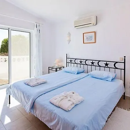 Attractive 3 Bedroom Carvoeiro With Private Heated Pool In Vale Do Milho Air Conditioning Inc Villa
